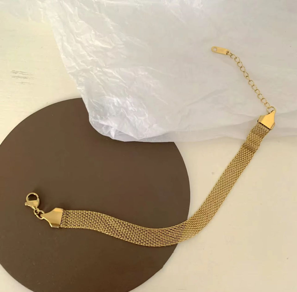 Gold Mesh Chain Bracelet