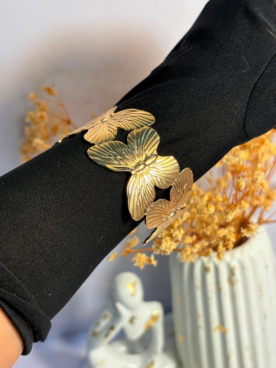 Butterfly Hand Cuff