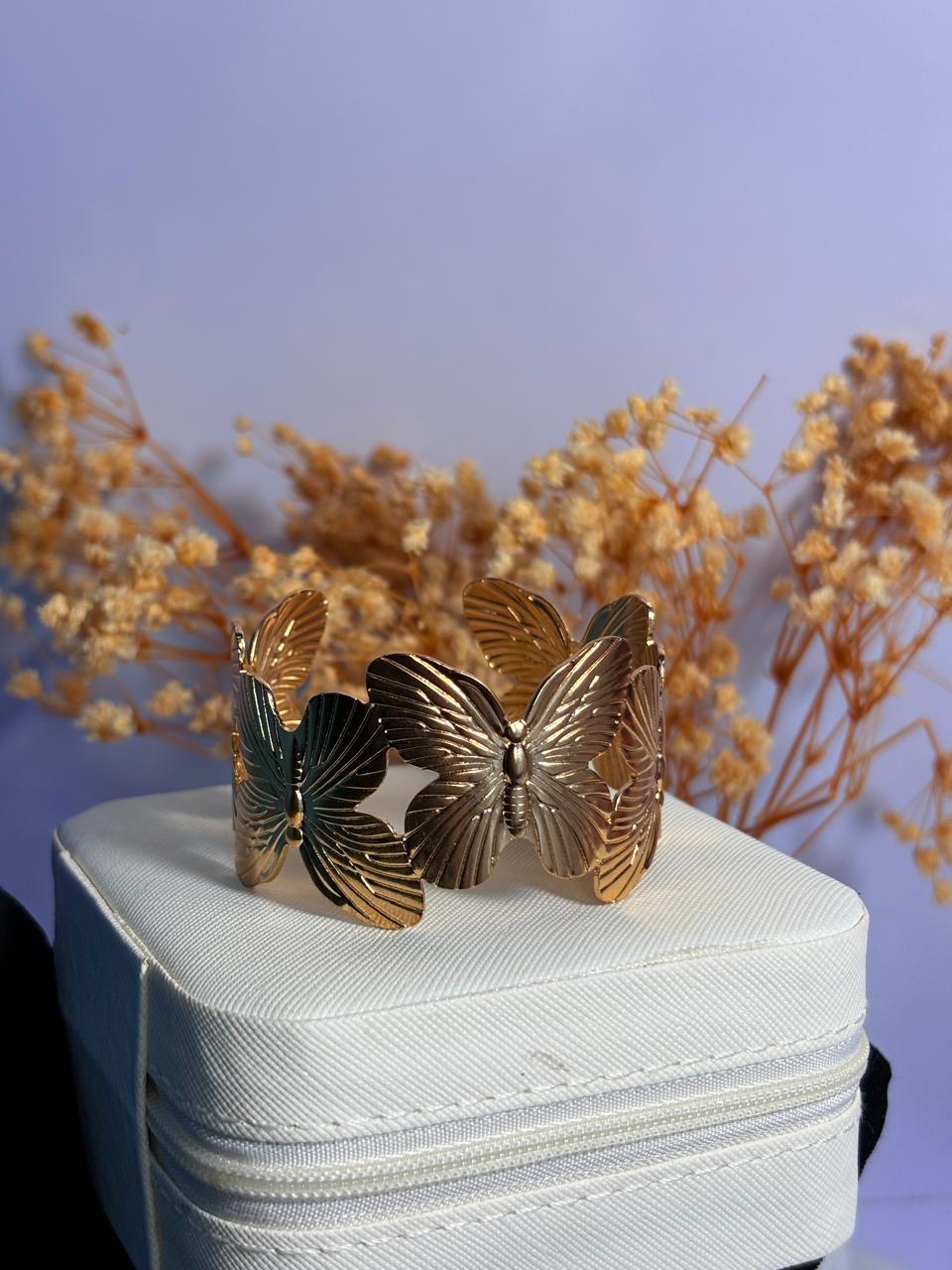 Butterfly Hand Cuff