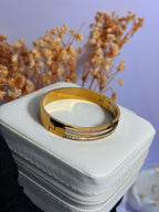 Emerald Zircon Hand Cuff