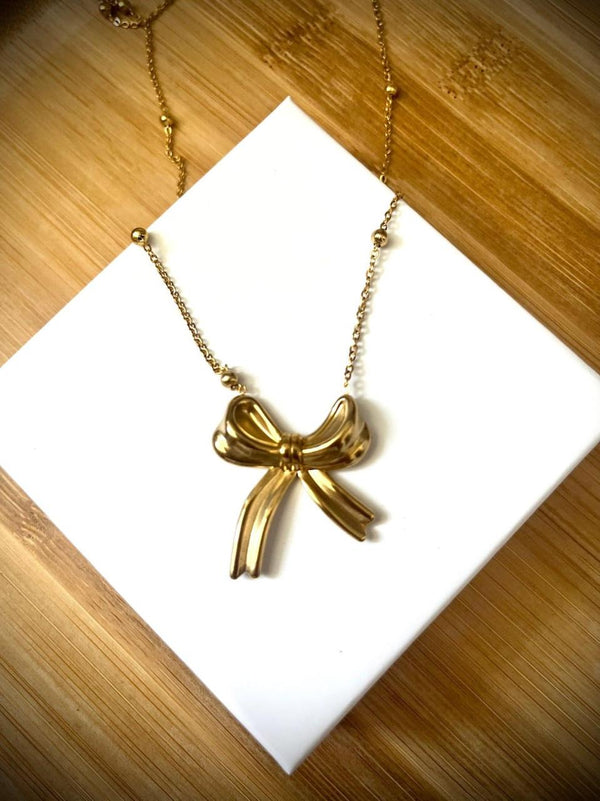 Big Bow 2.0 Necklace