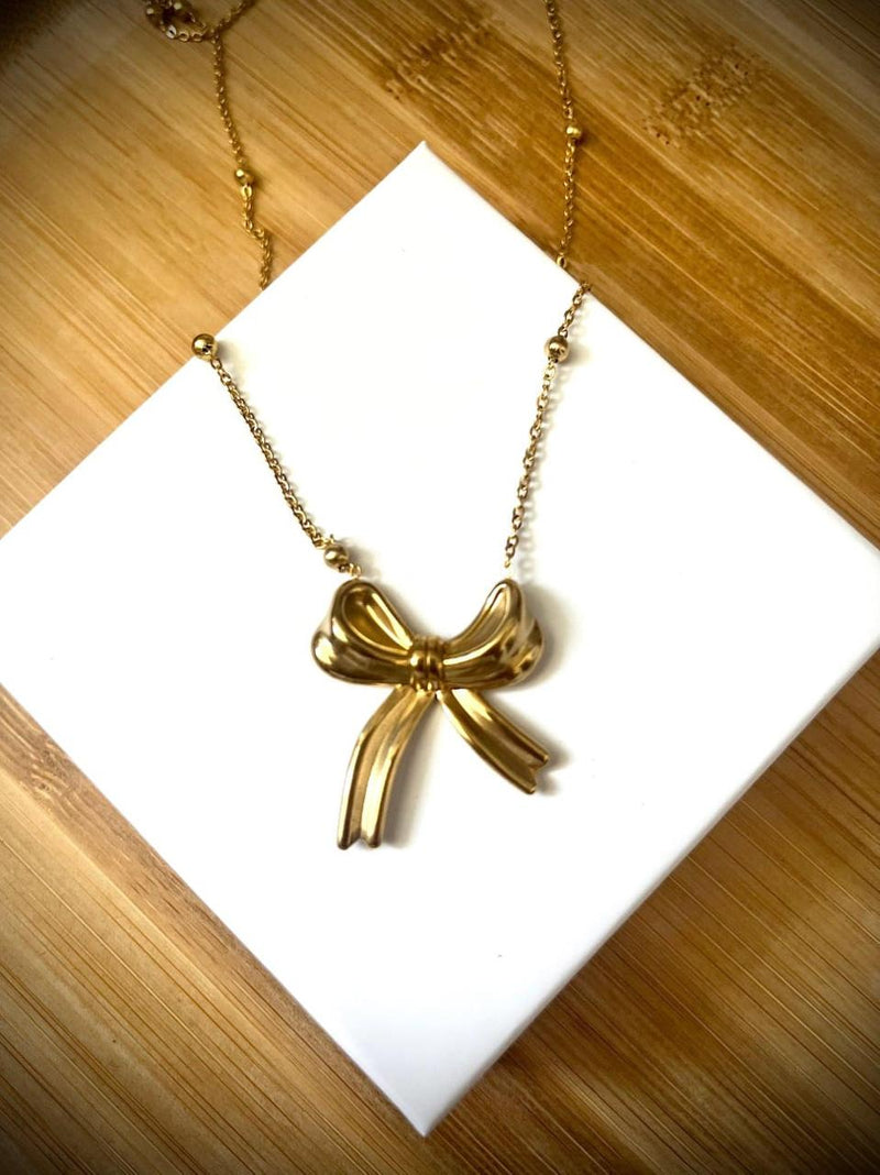Big Bow 2.0 Necklace