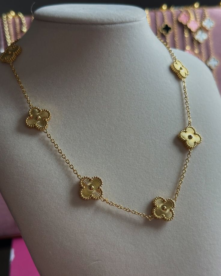 Clover Necklace