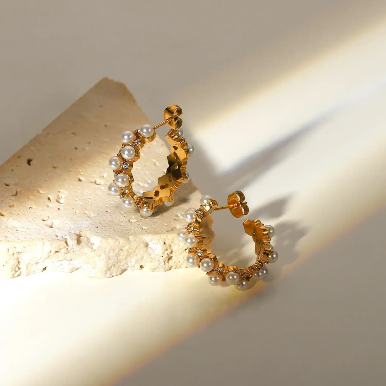 Mid Zircon Pearl Earrings