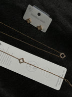 Hollow Clover Studded Set